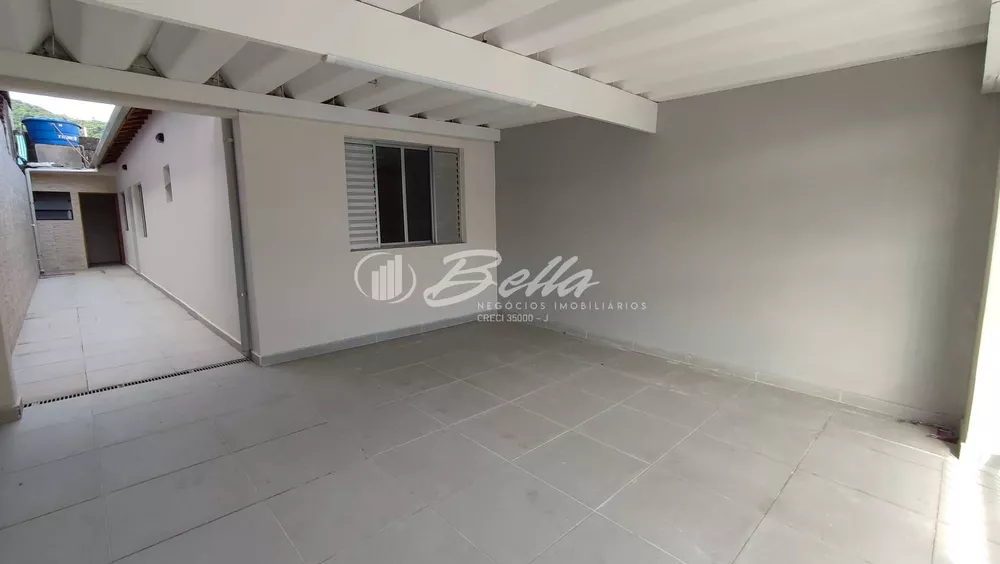 Casa à venda com 2 quartos, 100m² - Foto 4