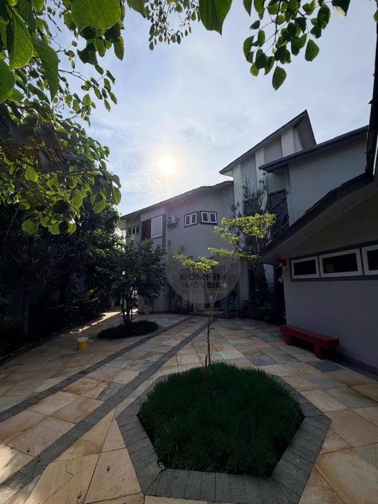 Casa, 4 quartos, 310 m² - Foto 27