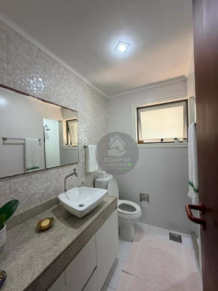 Casa, 4 quartos, 310 m² - Foto 24