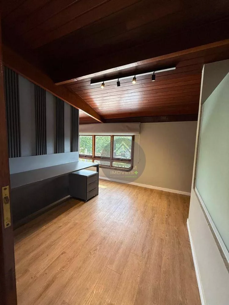 Casa, 6 quartos, 509 m² - Foto 1