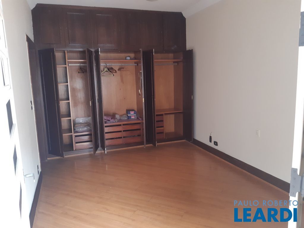 Casa à venda com 3 quartos, 160m² - Foto 9