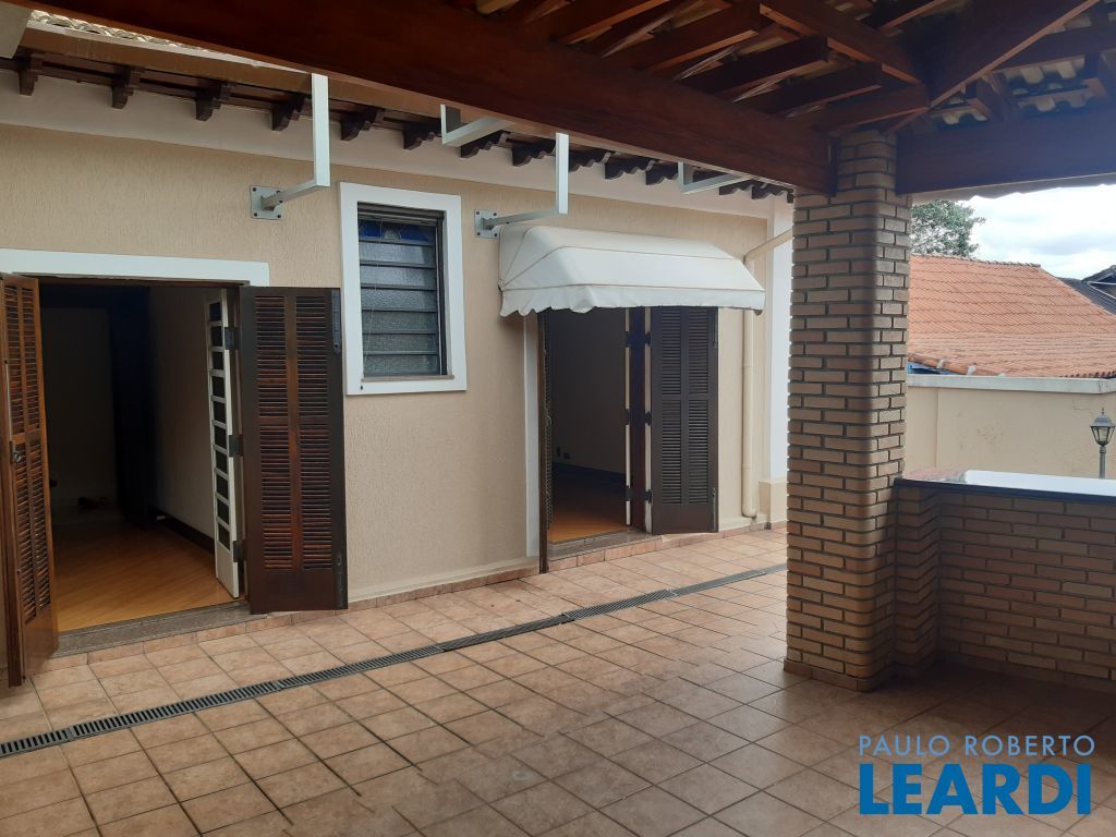 Casa à venda com 3 quartos, 160m² - Foto 18