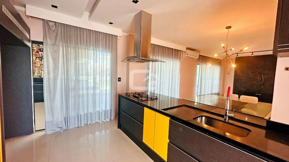 Sobrado, 4 quartos, 652 m² - Foto 2