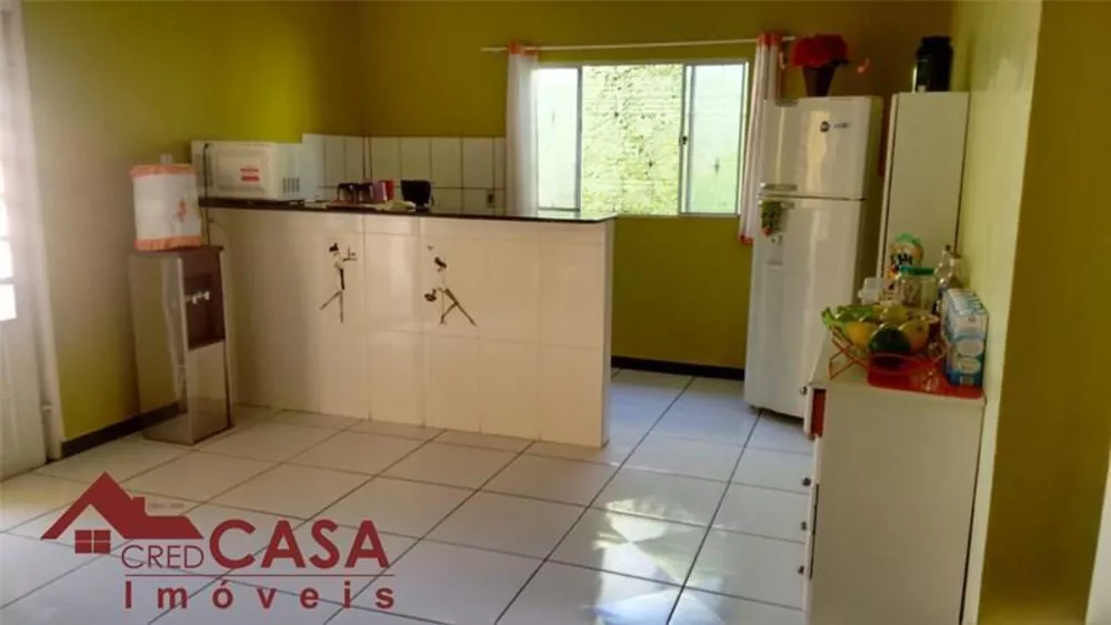 Casa à venda com 4 quartos, 50m² - Foto 5