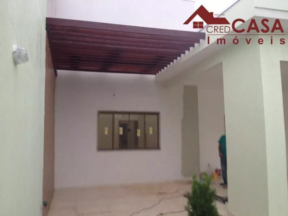 Casa à venda com 3 quartos, 260m² - Foto 2