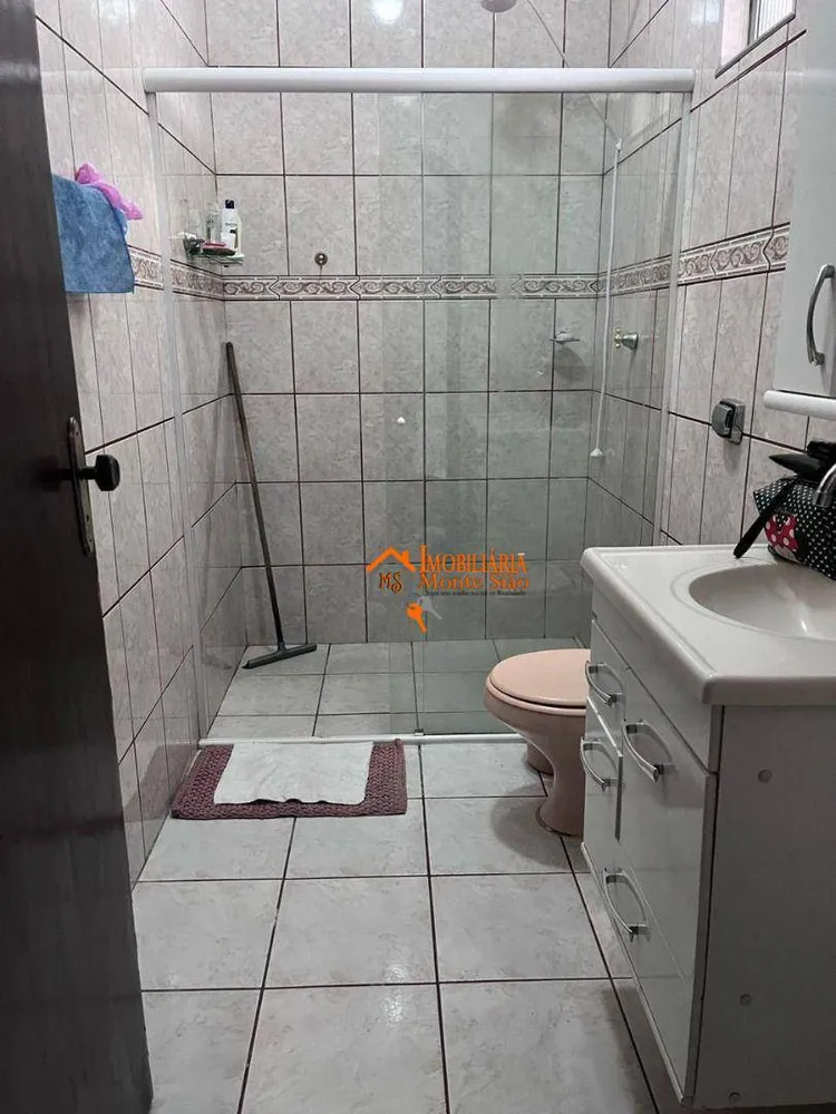 Sobrado, 3 quartos, 210 m² - Foto 1