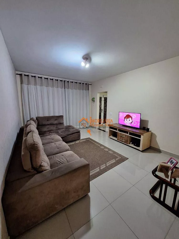 Sobrado à venda com 3 quartos, 214m² - Foto 4