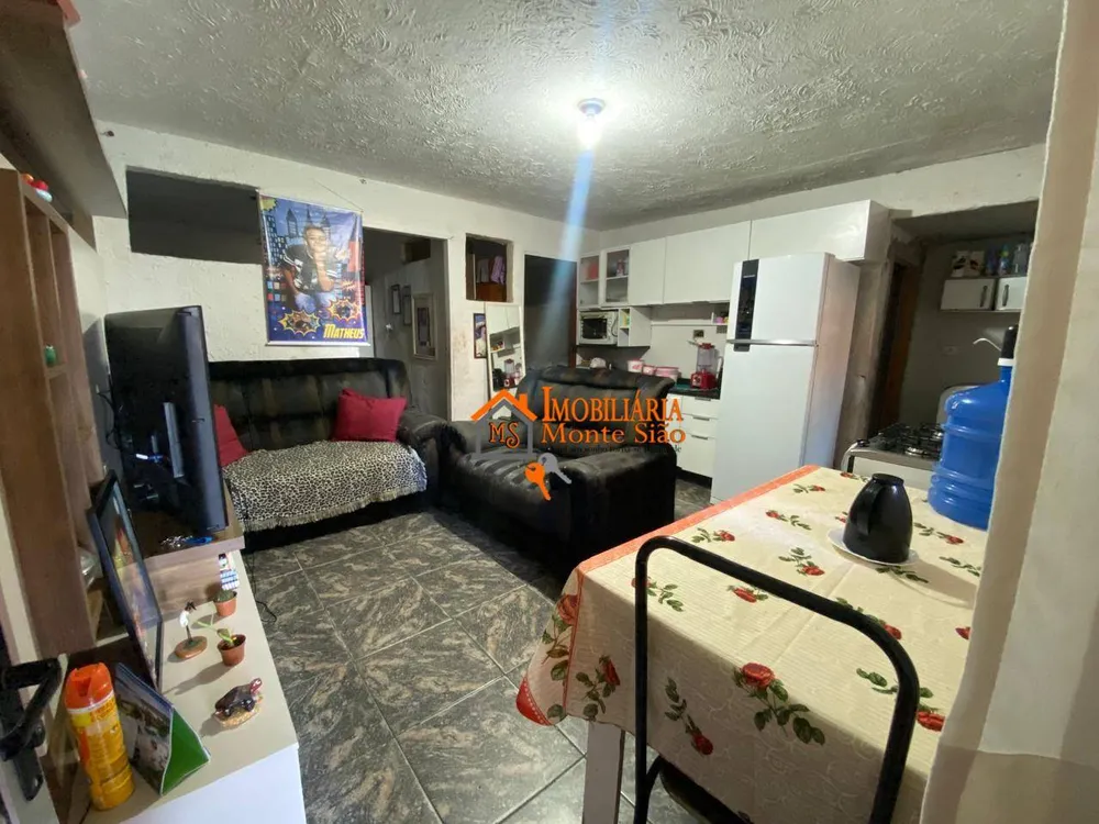 Casa, 5 quartos, 138 m² - Foto 1