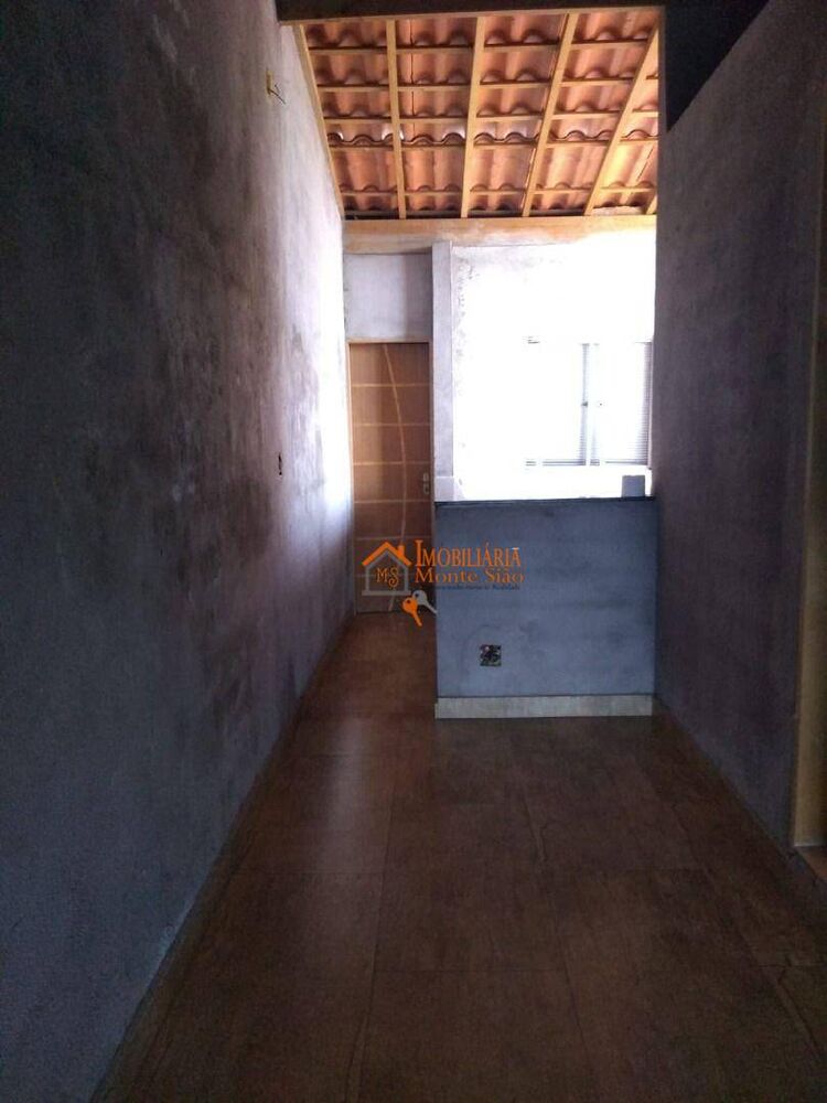 Sobrado à venda com 3 quartos, 225M2 - Foto 4