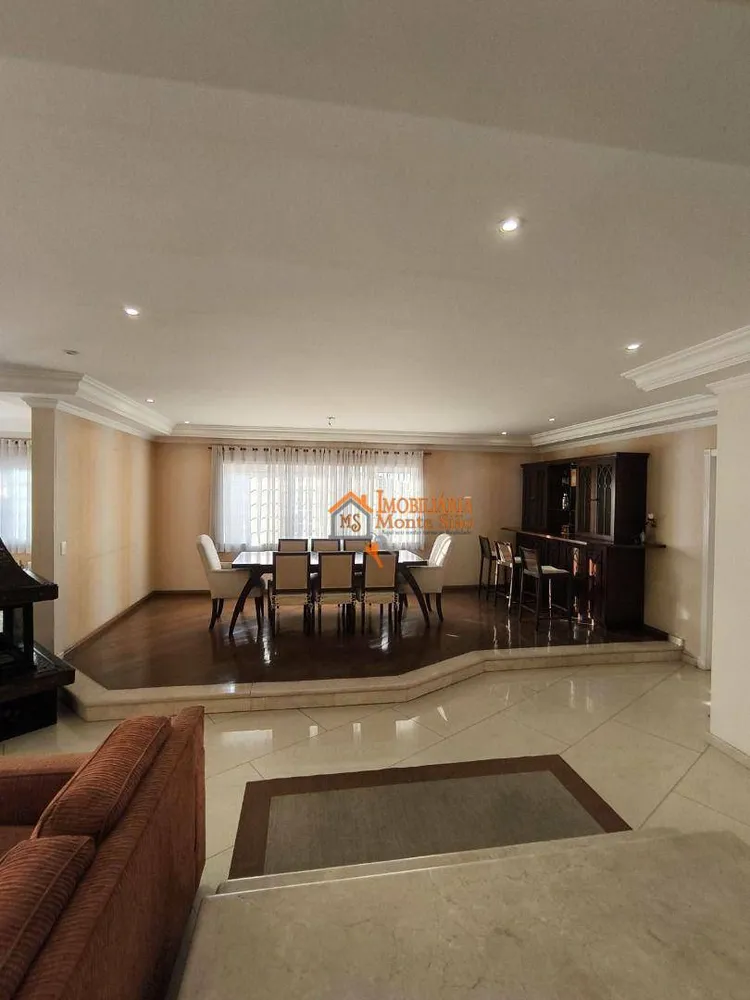 Sobrado, 3 quartos, 450 m² - Foto 1