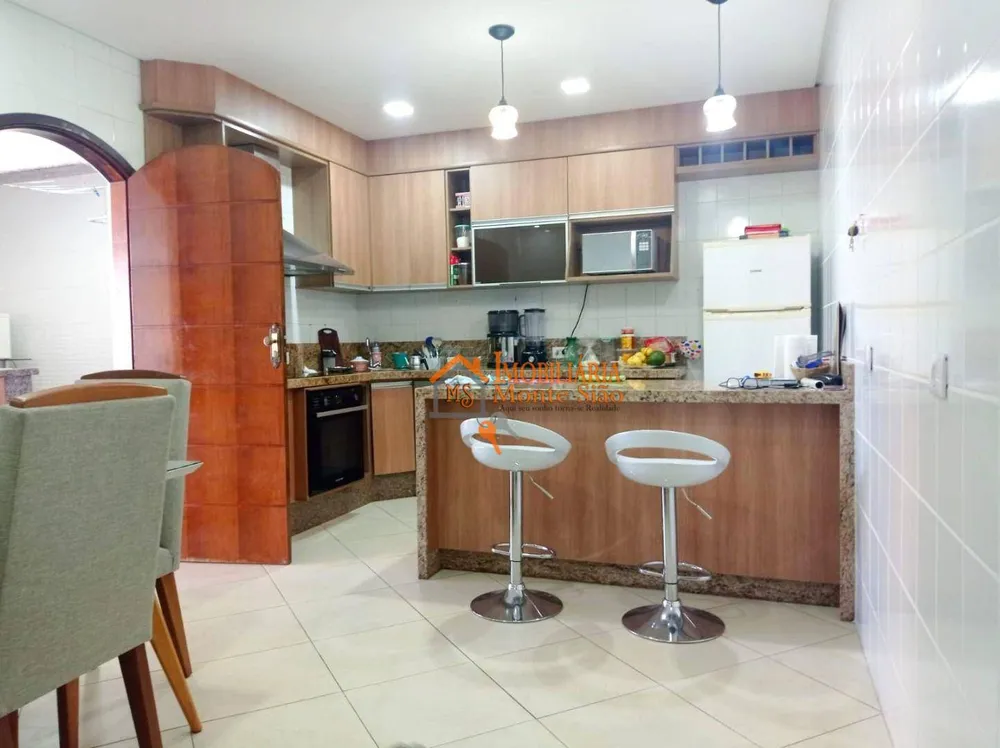 Sobrado, 3 quartos, 250 m² - Foto 1