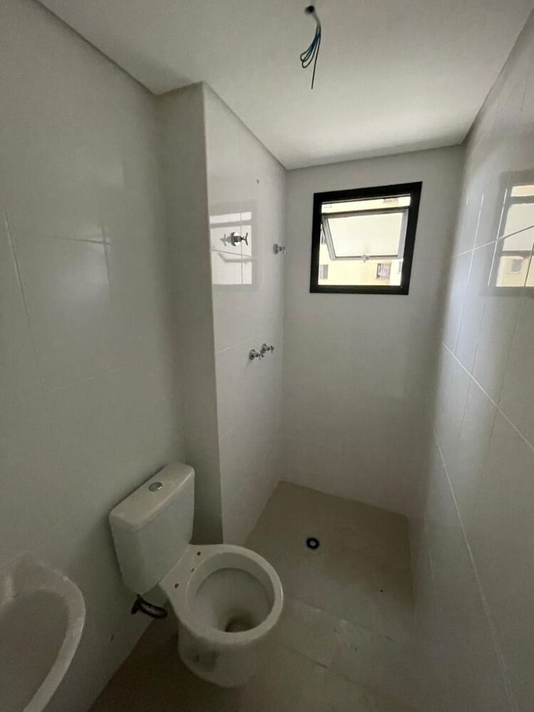 Apartamento à venda com 2 quartos, 65m² - Foto 15