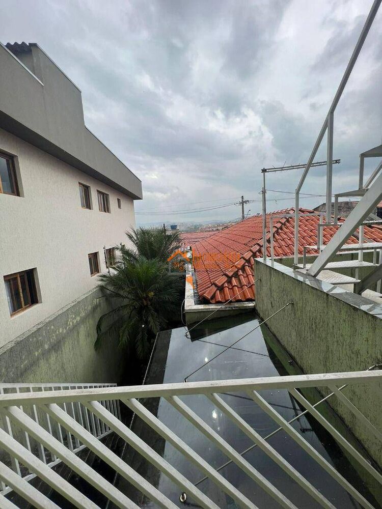 Casa, 4 quartos, 240 m² - Foto 14
