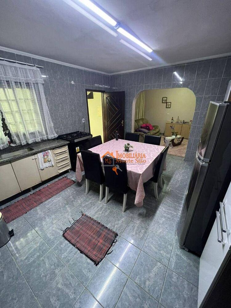 Casa, 4 quartos, 240 m² - Foto 13