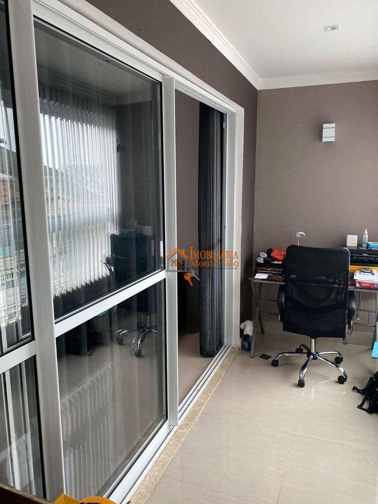 Sobrado à venda com 2 quartos, 220m² - Foto 1