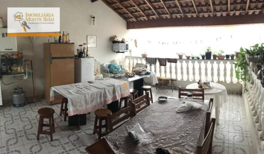 Sobrado, 5 quartos, 200 m² - Foto 4