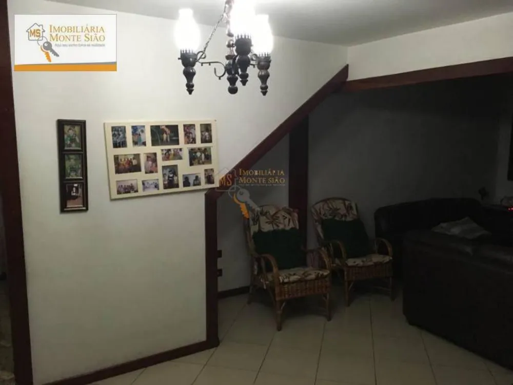 Sobrado, 5 quartos, 200 m² - Foto 2