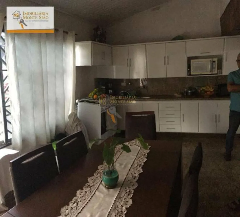 Sobrado, 5 quartos, 200 m² - Foto 1