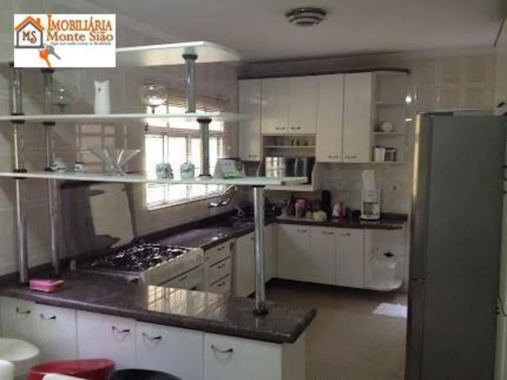 Sobrado, 3 quartos, 180 m² - Foto 3