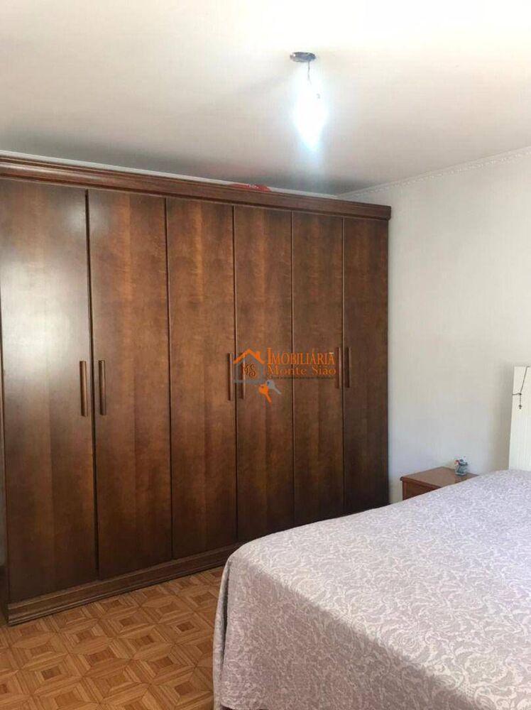 Sobrado, 3 quartos, 190 m² - Foto 1