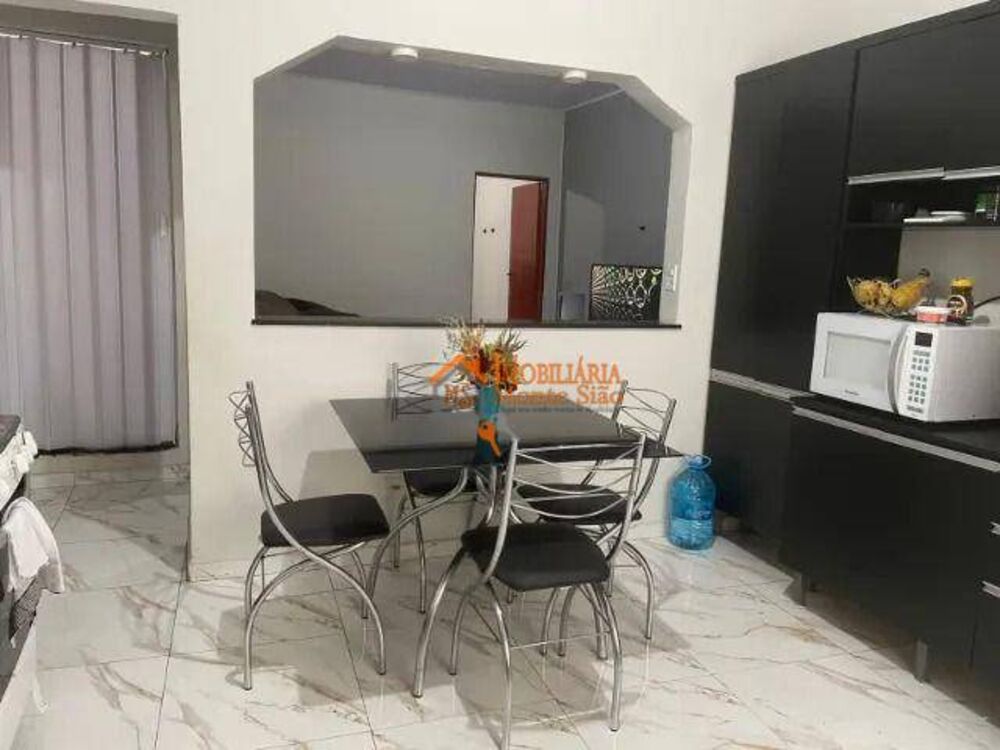 Casa, 3 quartos, 226 m² - Foto 2