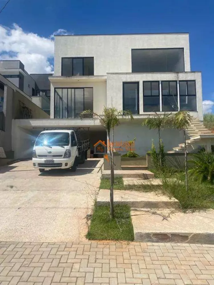 Casa de Condomínio à venda com 3 quartos, 242m² - Foto 2