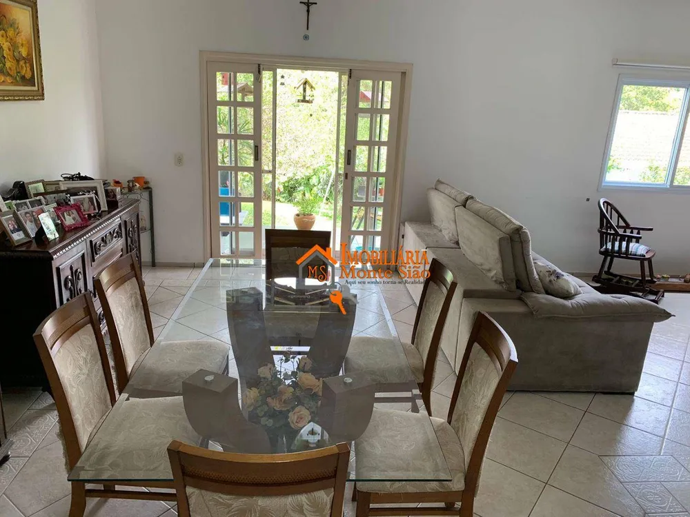 Casa, 3 quartos, 178 m² - Foto 2