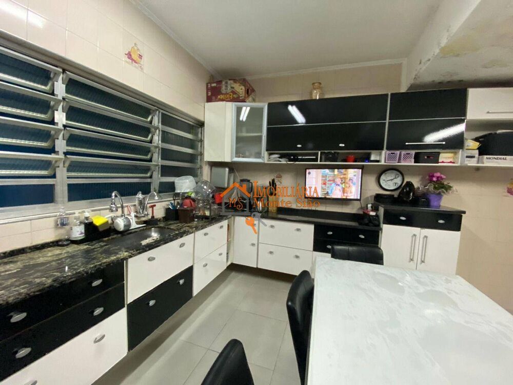 Sobrado, 3 quartos, 180 m² - Foto 1