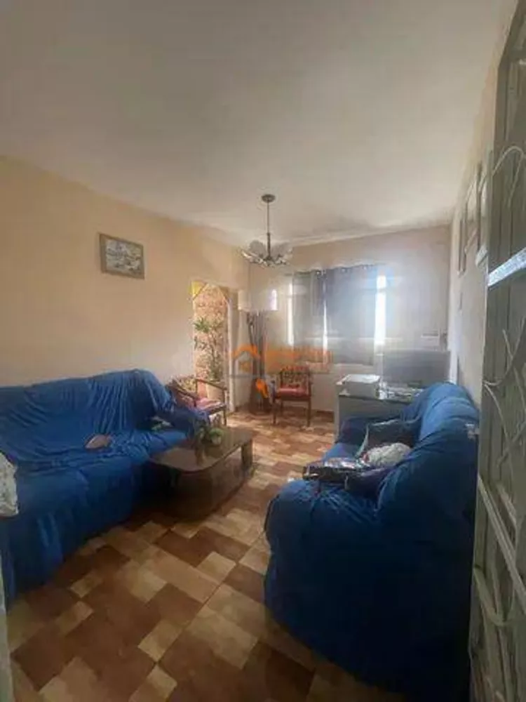 Sobrado à venda com 4 quartos, 200m² - Foto 3