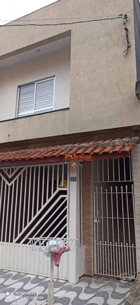 Sobrado à venda com 5 quartos, 125m² - Foto 1