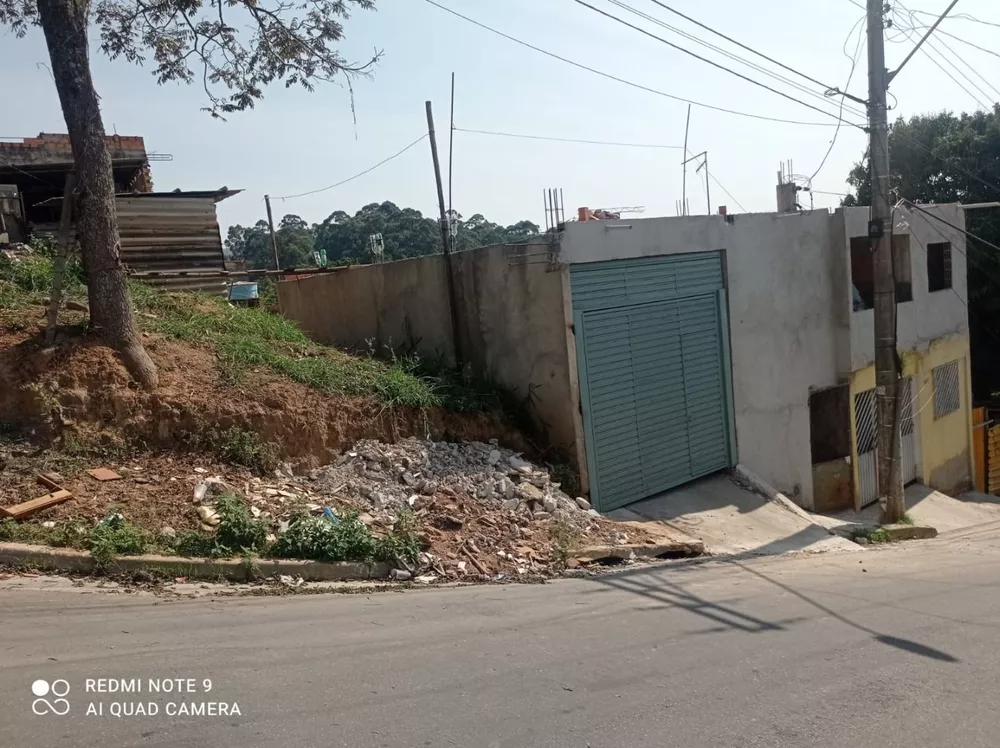 Sobrado à venda com 3 quartos, 200M2 - Foto 2