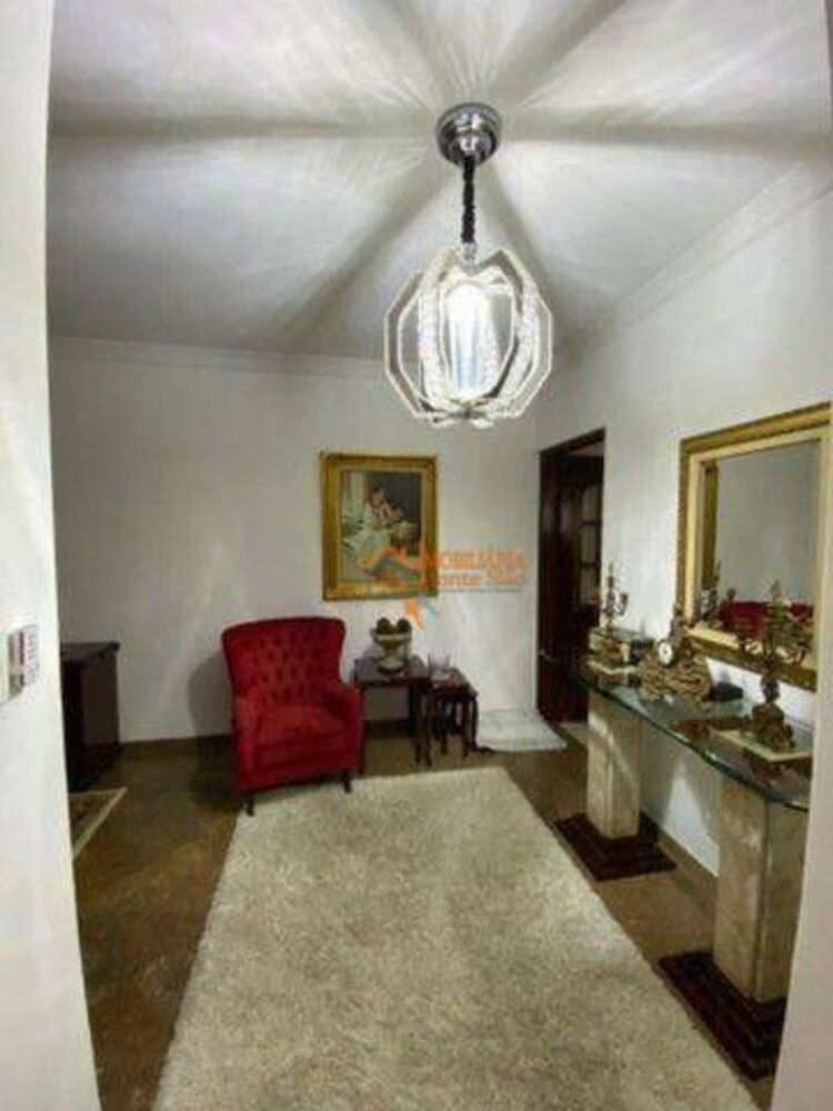 Sobrado à venda com 3 quartos, 130m² - Foto 1