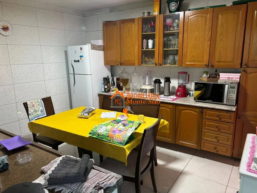 Sobrado, 3 quartos, 250 m² - Foto 1