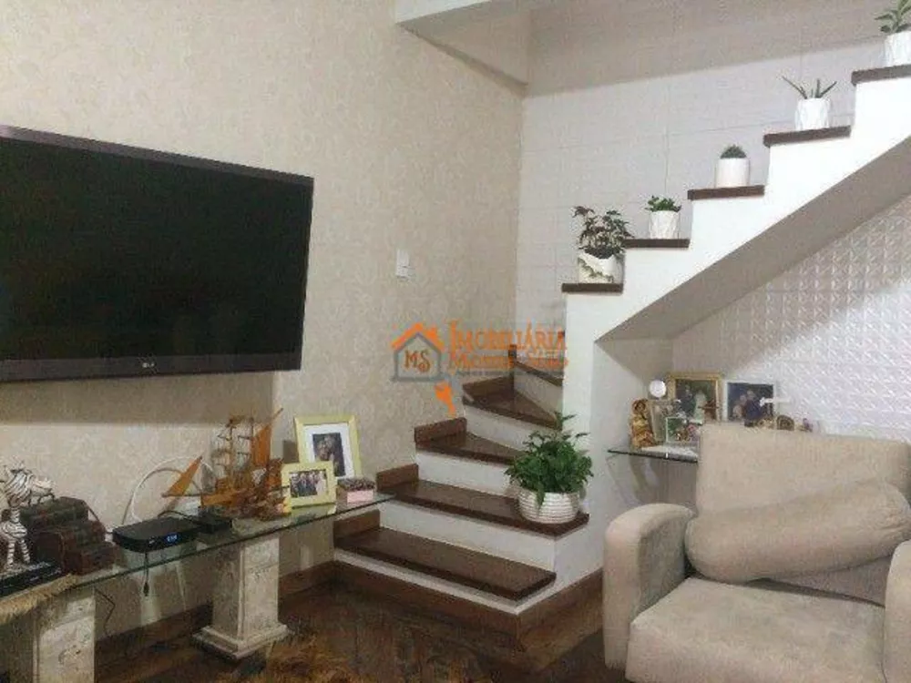 Sobrado à venda com 2 quartos, 190m² - Foto 2