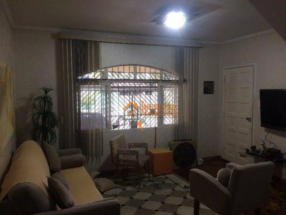 Sobrado à venda com 2 quartos, 190m² - Foto 1