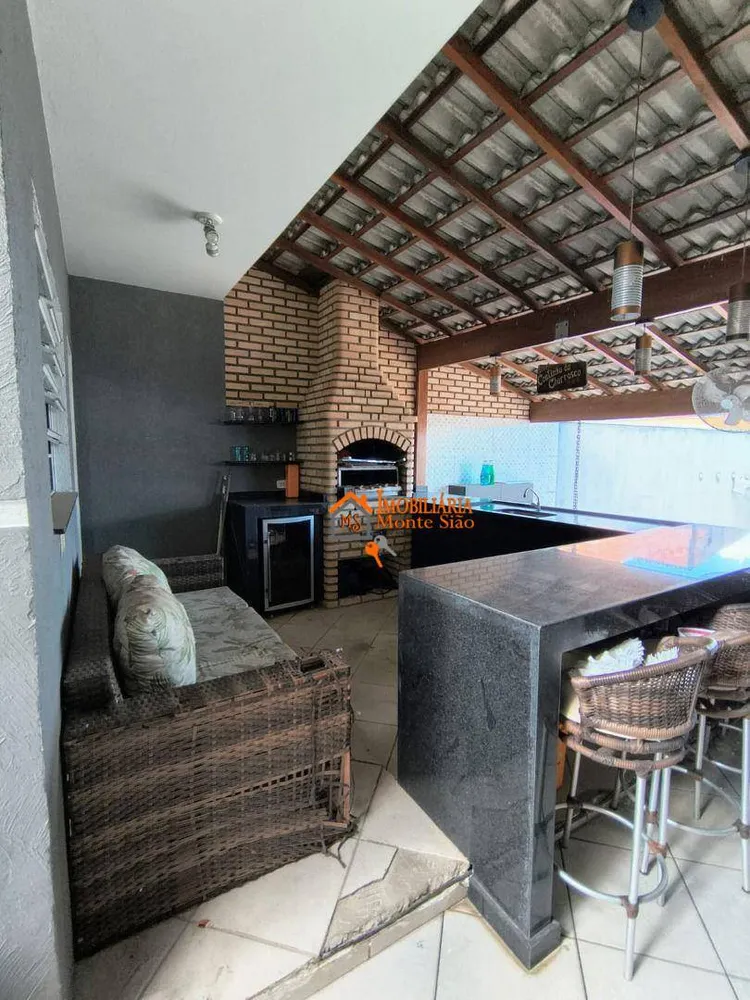 Sobrado, 3 quartos, 210 m² - Foto 1