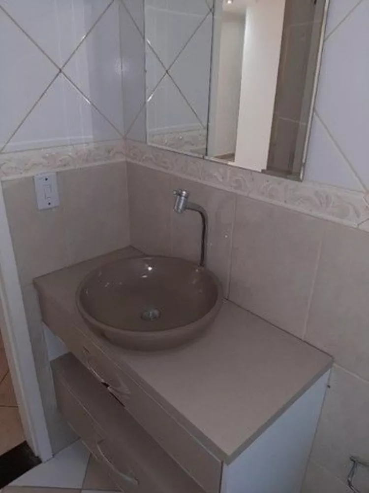 Apartamento à venda com 2 quartos, 63m² - Foto 9