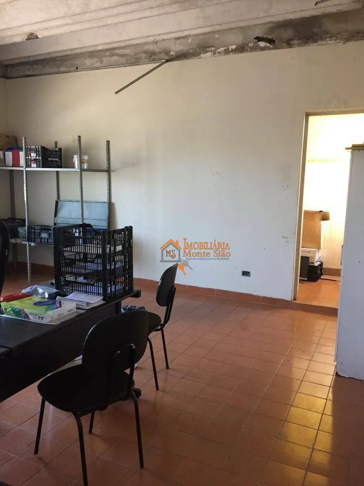 Depósito-Galpão, 1050 m² - Foto 1