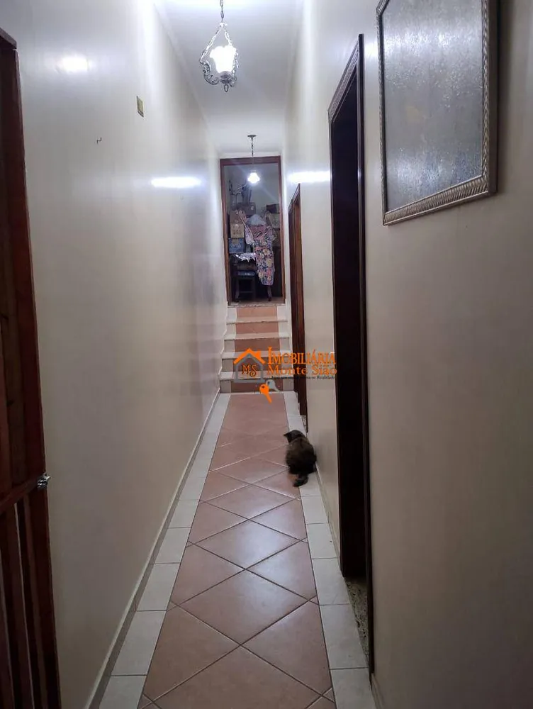 Sobrado, 4 quartos, 196 m² - Foto 1