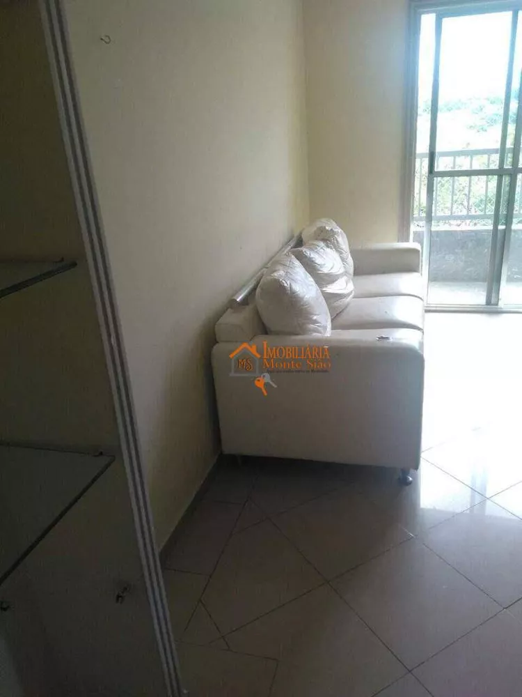 Apartamento à venda com 2 quartos, 62m² - Foto 3