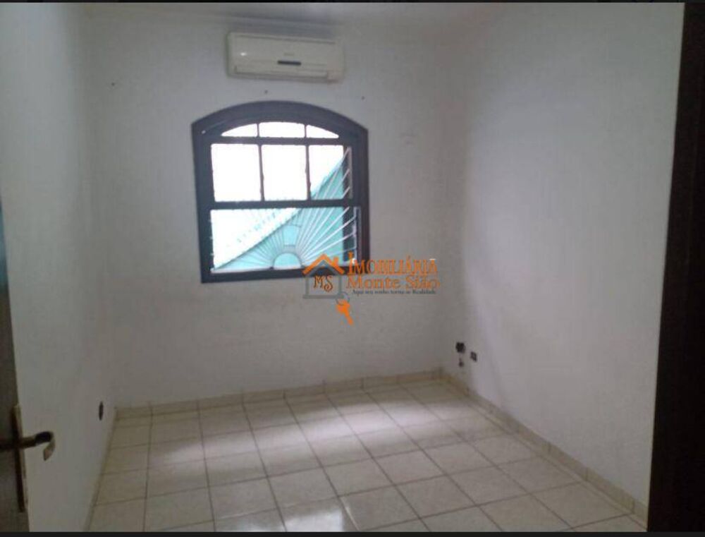 Sobrado à venda com 4 quartos, 210m² - Foto 7