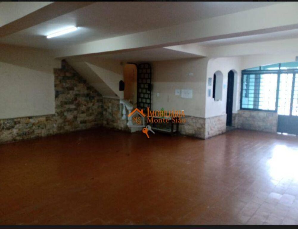 Sobrado à venda com 4 quartos, 210m² - Foto 2