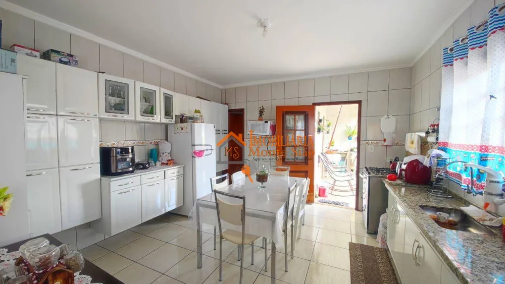 Sobrado, 3 quartos, 250 m² - Foto 2