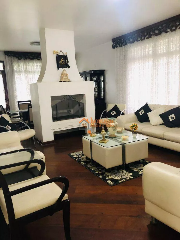 Casa à venda com 4 quartos, 360m² - Foto 1