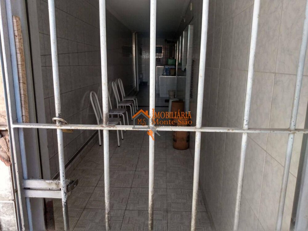Casa à venda com 3 quartos, 220m² - Foto 1