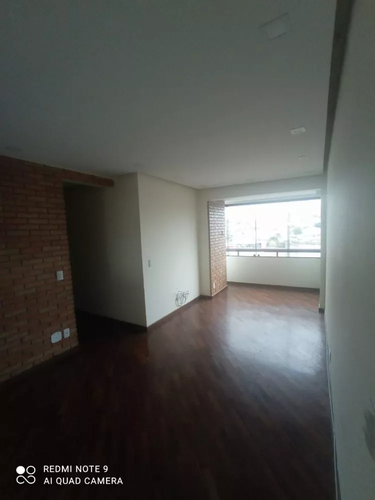 Apartamento à venda com 3 quartos, 74m² - Foto 3