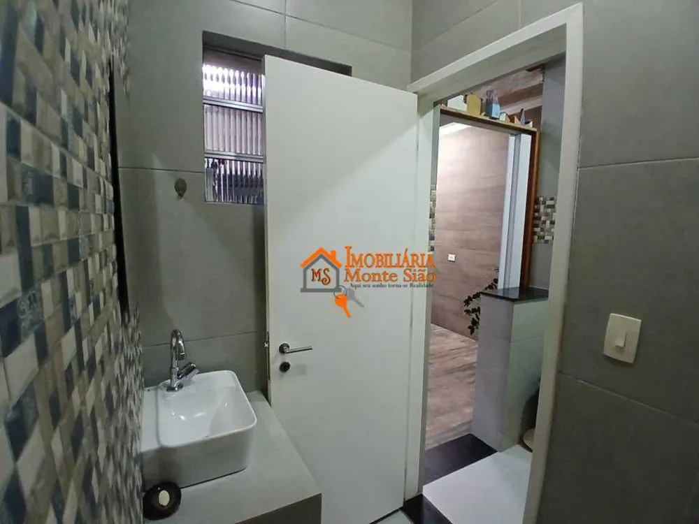 Sobrado, 3 quartos, 220 m² - Foto 1