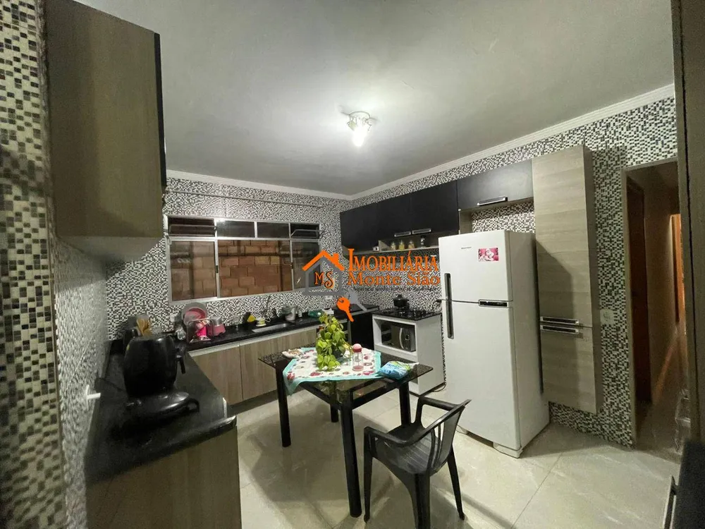 Casa, 4 quartos, 188 m² - Foto 1