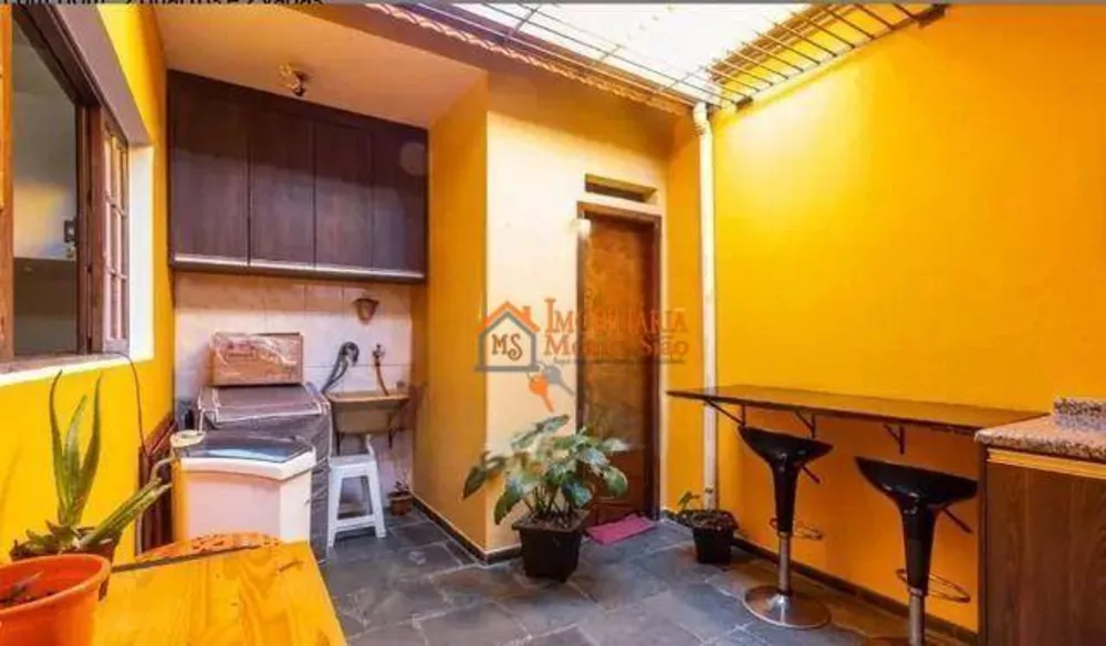 Sobrado à venda com 2 quartos, 108m² - Foto 4