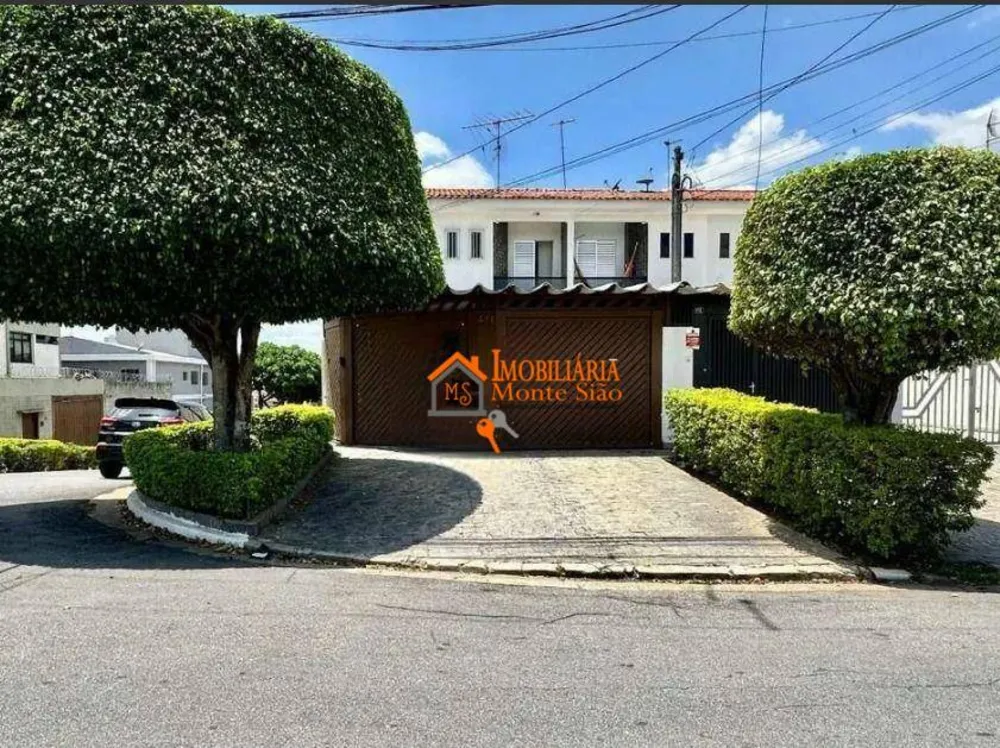 Sobrado, 3 quartos, 195 m² - Foto 1